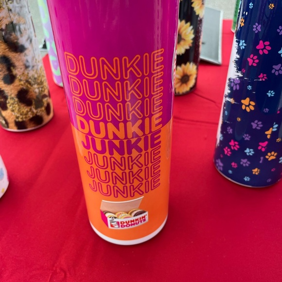 Dunkie Junkie 20 oz Tumbler - Picture 3 of 3